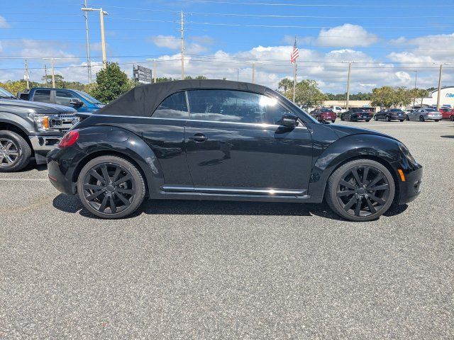 Used 2013 Volkswagen Beetle 2.5 FWD image 2
