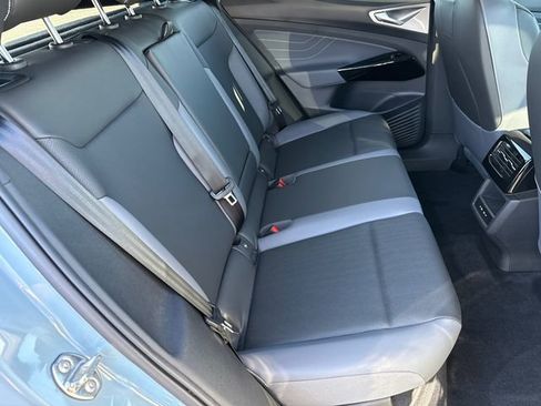 New 2026 Volkswagen ID.4 Pro S image 25