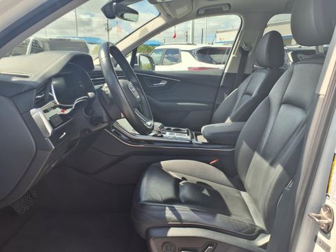 Used 2023 Audi Q7 3.0T Premium Plus AWD/4WD image 17