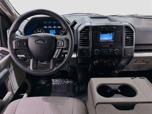 Used 2018 Ford F150 XLT image 21