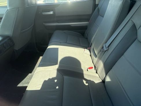 Used 2020 Toyota Tundra Limited w/ Limited Premium Package image 9