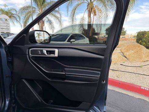 Used 2020 Ford Explorer XLT w/ Equipment Group 202A image 31