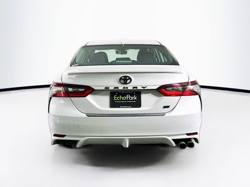 Used 2023 Toyota Camry SE image 7