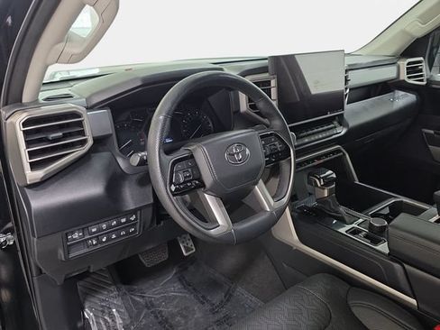 Used 2022 Toyota Tundra SR5 w/ SR5 Premium Package AWD/4WD image 16