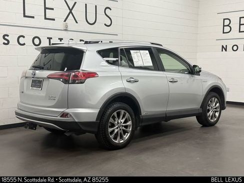 Used 2016 Toyota RAV4 Limited image 4
