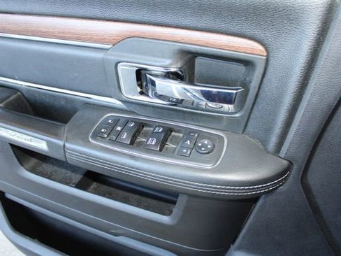 Used 2018 RAM 2500 Laramie image 19