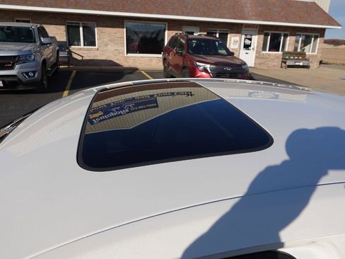 Used 2018 Honda Accord EX-L image 23