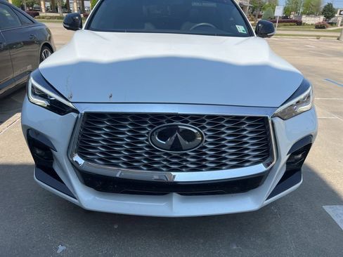 Used 2025 INFINITI QX55 Essential w/ Cargo Package image 3