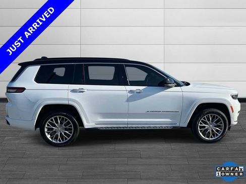 Certified 2024 Jeep Grand Cherokee L Summit w/ Luxury Tech Group V image 3