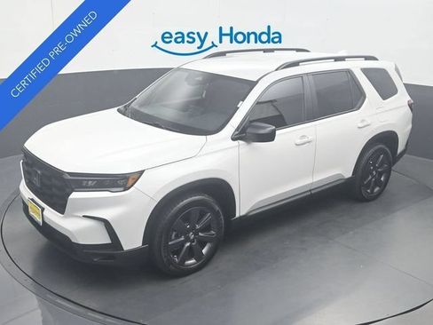 Certified 2025 Honda Pilot Sport image 21