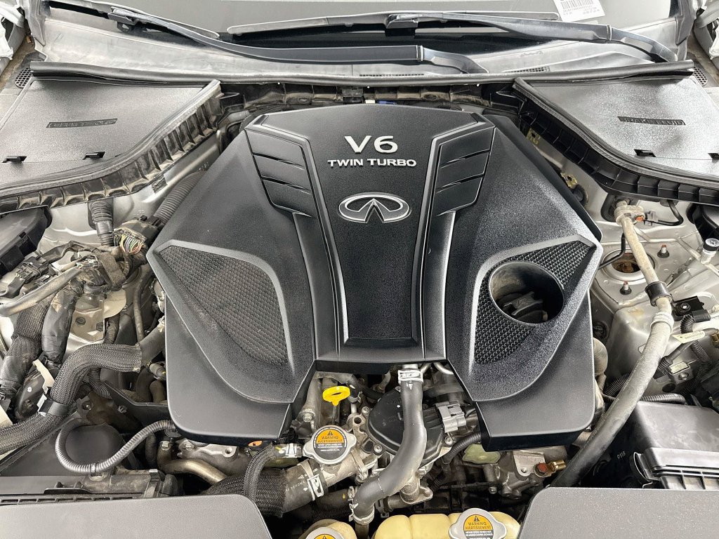 Used 2019 INFINITI Q50 Luxe w/ Essential Package (3.0T Luxe) AWD/4WD image 31