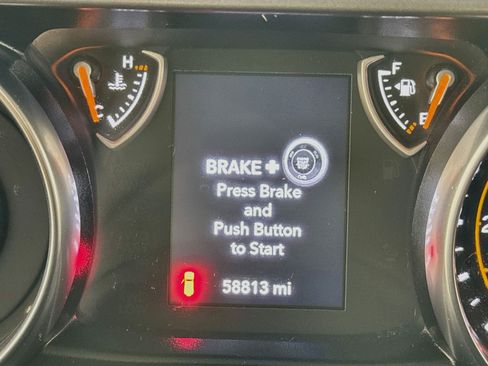 Used 2022 Jeep Wrangler Unlimited Sport AWD/4WD image 14
