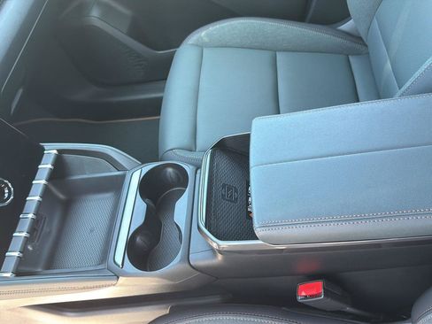 Used 2026 GMC Terrain AT4 w/ Technology Package II AWD/4WD image 16
