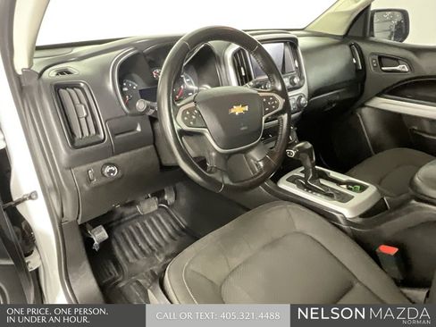 Used 2020 Chevrolet Colorado LT w/ Safety Package image 24