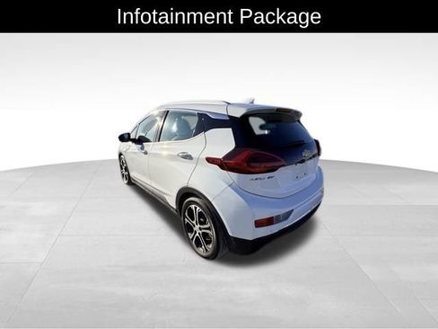 Certified 2019 Chevrolet Bolt Premier w/ Infotainment Package image 5