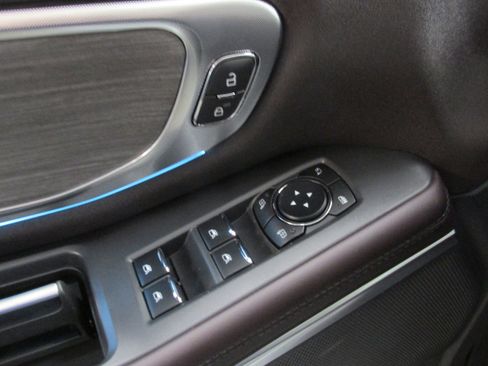 New 2025 Ford Expedition Platinum image 34