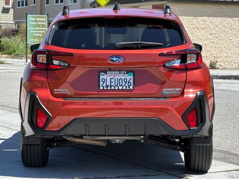 Used 2024 Subaru Crosstrek 2.0i Premium AWD/4WD image 5