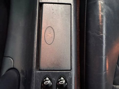 Used 2002 Porsche 911 Cabriolet image 30