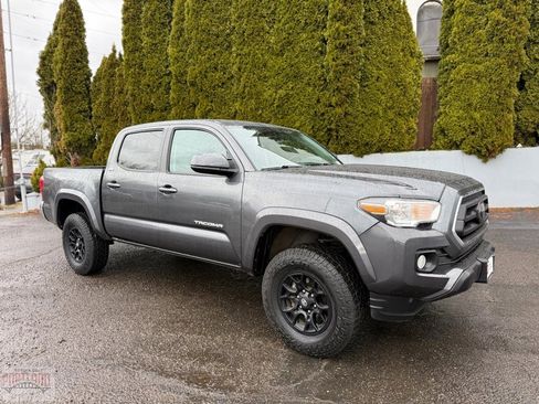 Certified 2021 Toyota Tacoma SR5 image 1