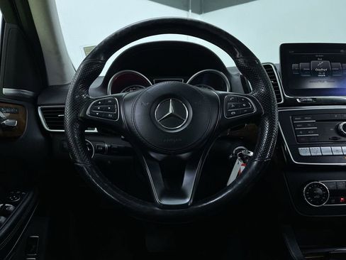 Used 2017 Mercedes-Benz GLS 550 4MATIC w/ Driver Assistance Package image 20