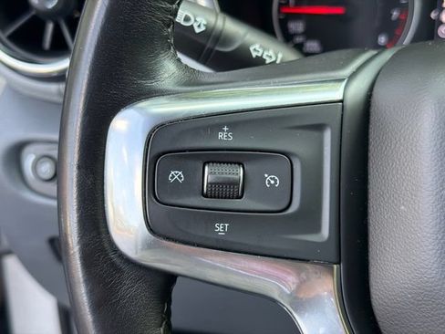 Used 2020 Chevrolet Blazer LT FWD image 25