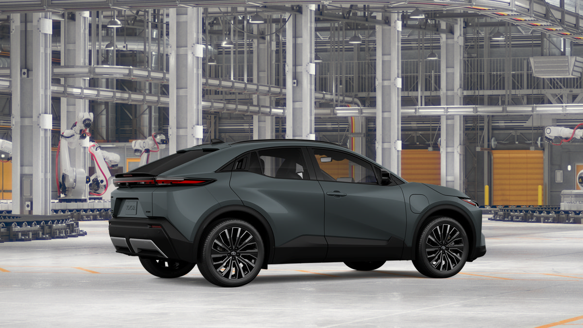 New 2027 Toyota C-HR AWD/4WD image 13