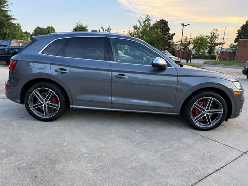 Used 2018 Audi SQ5 Prestige AWD/4WD image 6