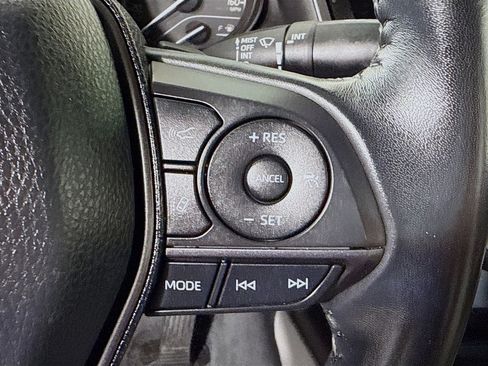 Used 2023 Toyota Camry SE image 15