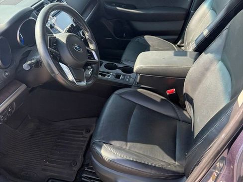 Used 2018 Subaru Outback 3.6R Limited AWD/4WD image 17