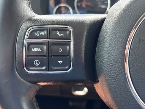 Used 2018 Jeep Wrangler Sport AWD/4WD image 16