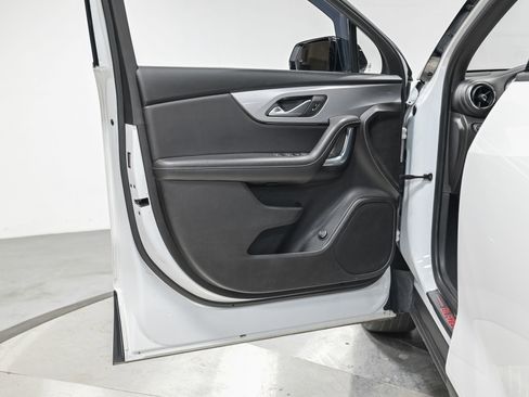 Used 2022 Chevrolet Blazer LT w/ Redline Edition image 12