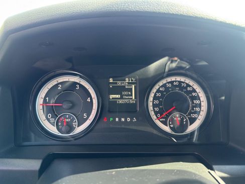 Used 2017 RAM 3500 Tradesman w/ Chrome Appearance Group AWD/4WD image 19