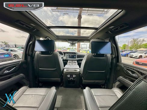 Used 2024 GMC Yukon XL Denali w/ Advanced Technology Package AWD/4WD image 31