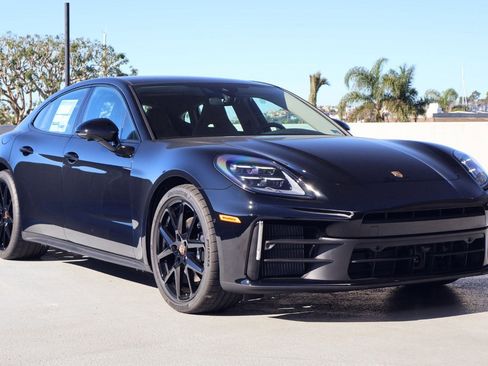 New 2026 Porsche Panamera image 7