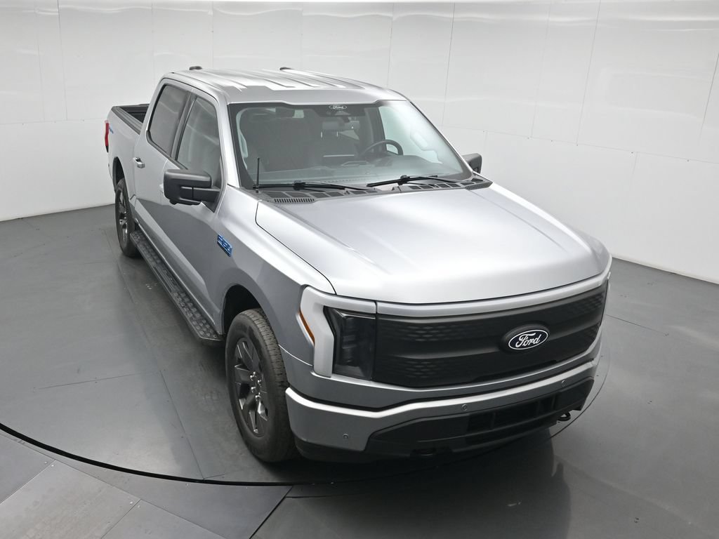 Used 2024 Ford F150 Lightning Flash AWD/4WD image 12