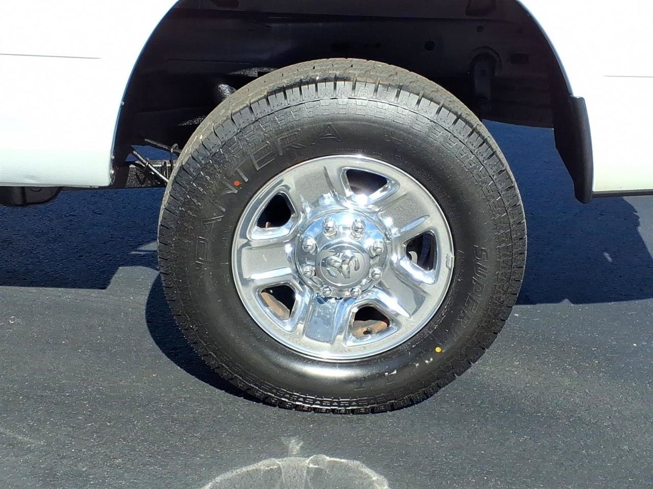 Used 2014 RAM 2500 Tradesman w/ Chrome Appearance Group AWD/4WD image 28
