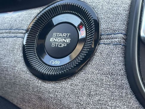 Certified 2024 Jeep Compass Latitude image 5