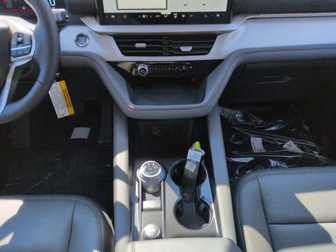 New 2026 Ford Explorer Active w/ Active Comfort Package image 22