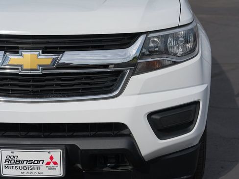 Used 2017 Chevrolet Colorado W/T w/ WT Convenience Package AWD/4WD image 9