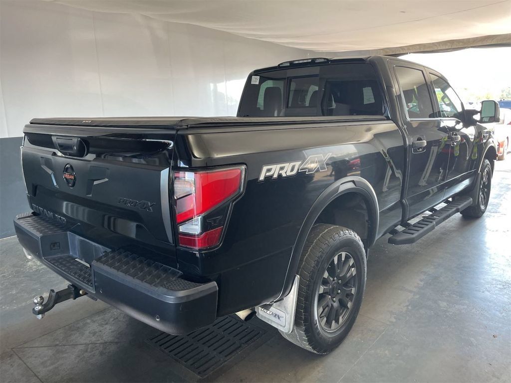 Used 2021 Nissan Titan PRO-4X w/ Pro-4x Convenience Package AWD/4WD image 4