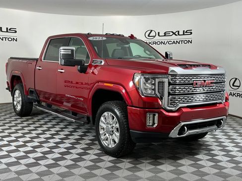 Used 2022 GMC Sierra 2500 Denali AWD/4WD image 2