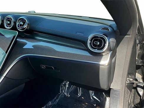 Certified 2025 Mercedes-Benz CLE 300 4MATIC Coupe image 30