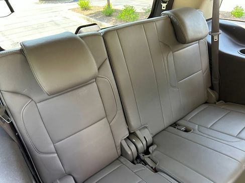 Used 2020 GMC Yukon Denali w/ Denali Premium Package RWD image 49