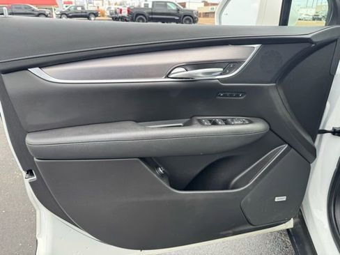 Used 2019 Cadillac XT5 Premium Luxury image 22