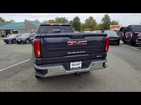 Used 2024 GMC Sierra 1500 SLT w/ SLT Convenience Package AWD/4WD image 7