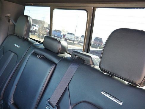 Used 2020 Ford F350 Platinum w/ FX4 Off-Road Package image 17