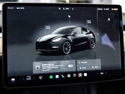 Used 2022 Tesla Model Y Long Range AWD/4WD image 23