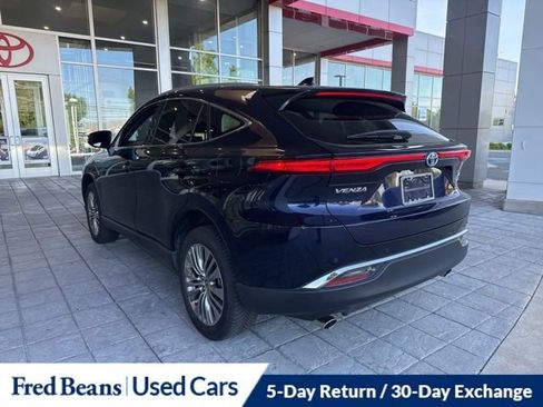 Used 2021 Toyota Venza XLE w/ Softex Package AWD/4WD image 18