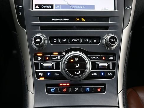 Used 2019 Lincoln MKZ Reserve image 20