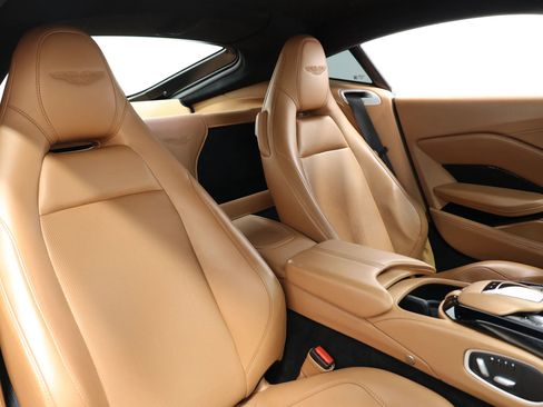 Used 2019 Aston Martin V8 Vantage Coupe RWD image 63